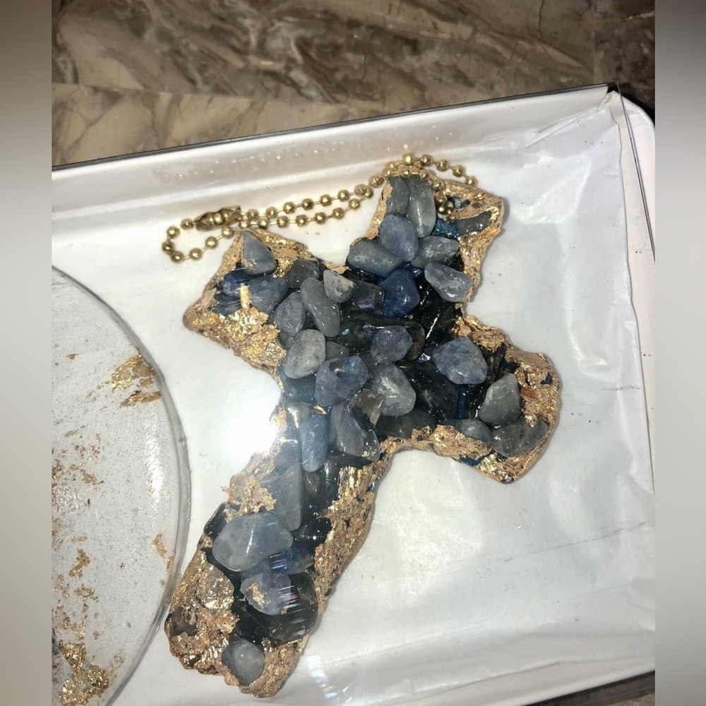 RELIGIOUS ICON & CROSS BLUE QUARTZ - Picture 2 of 4
